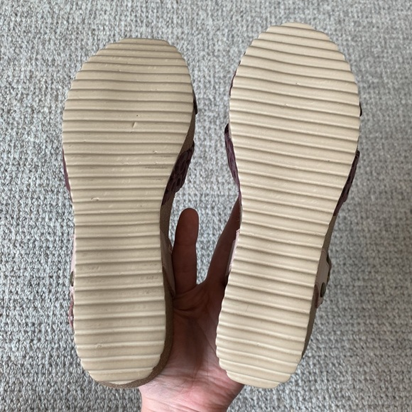 Wanda Panda chunky wedge sandals. New. Size 36. Made in Spain. VERY COMFORTABLE! - Picture 4 of 7